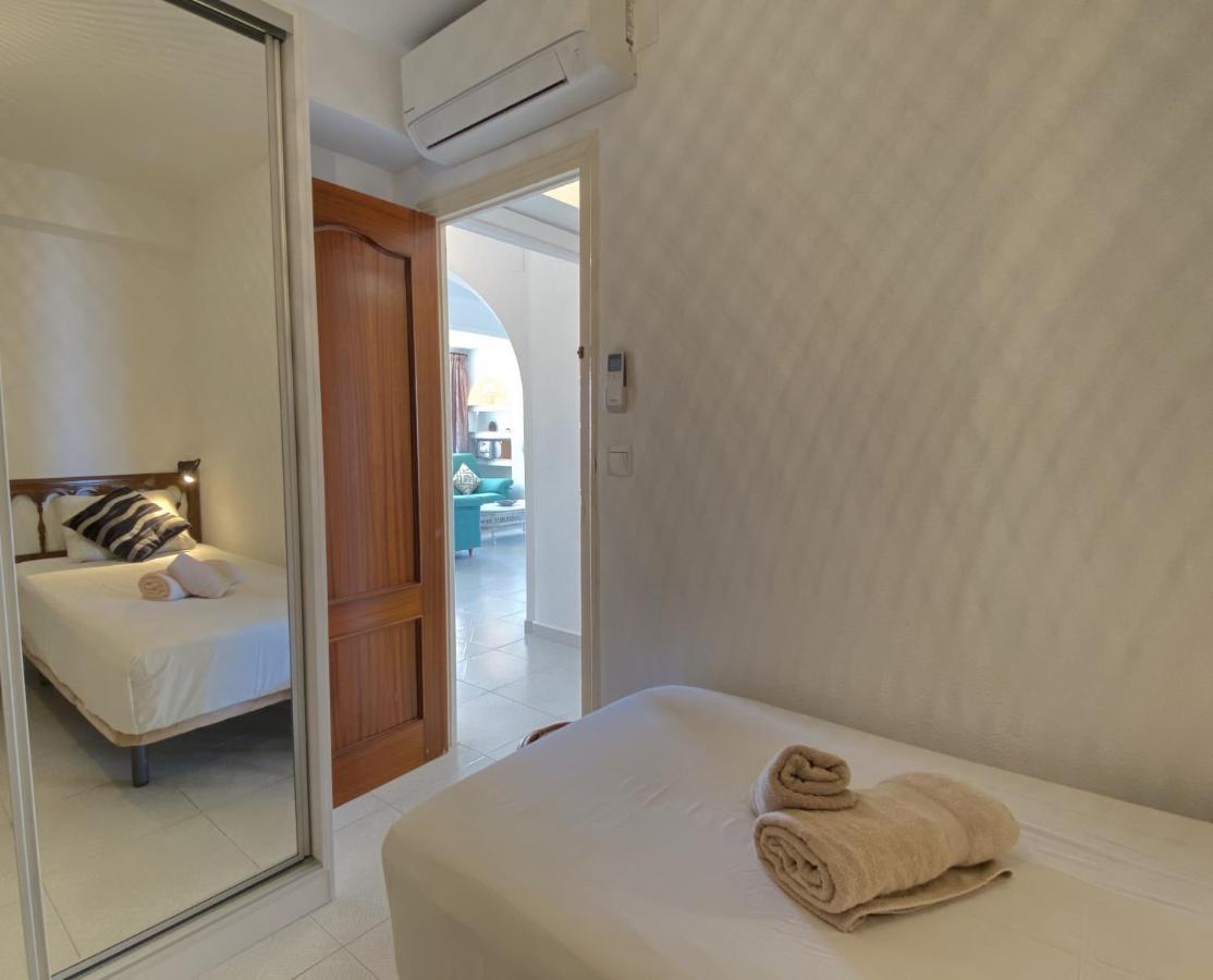 Bahia 46 Apartments Casasol 内尔哈 外观 照片